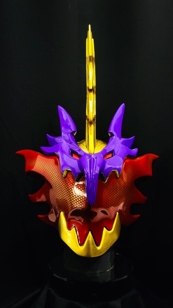 Kamen Rider Calibur helmet