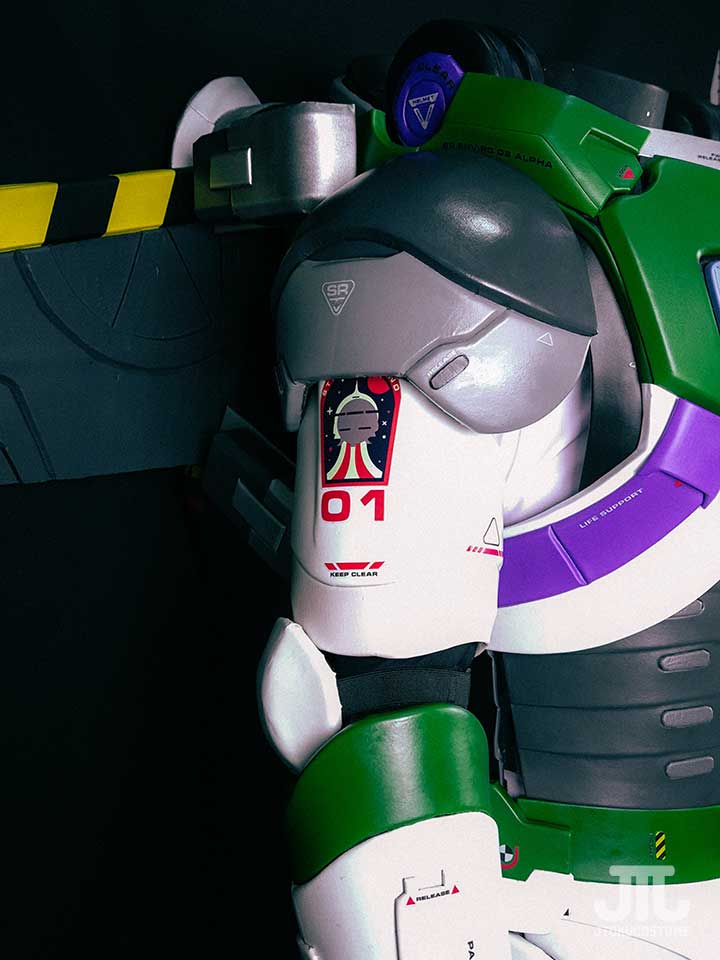 buzz lightyear costume right side