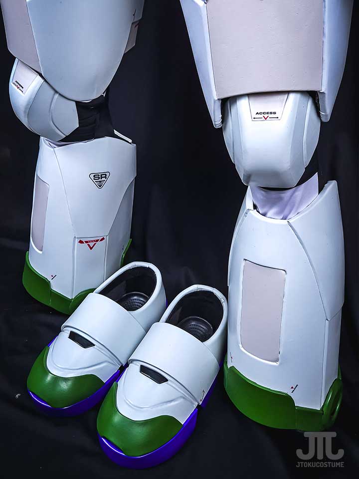 buzz lightyear suit leg