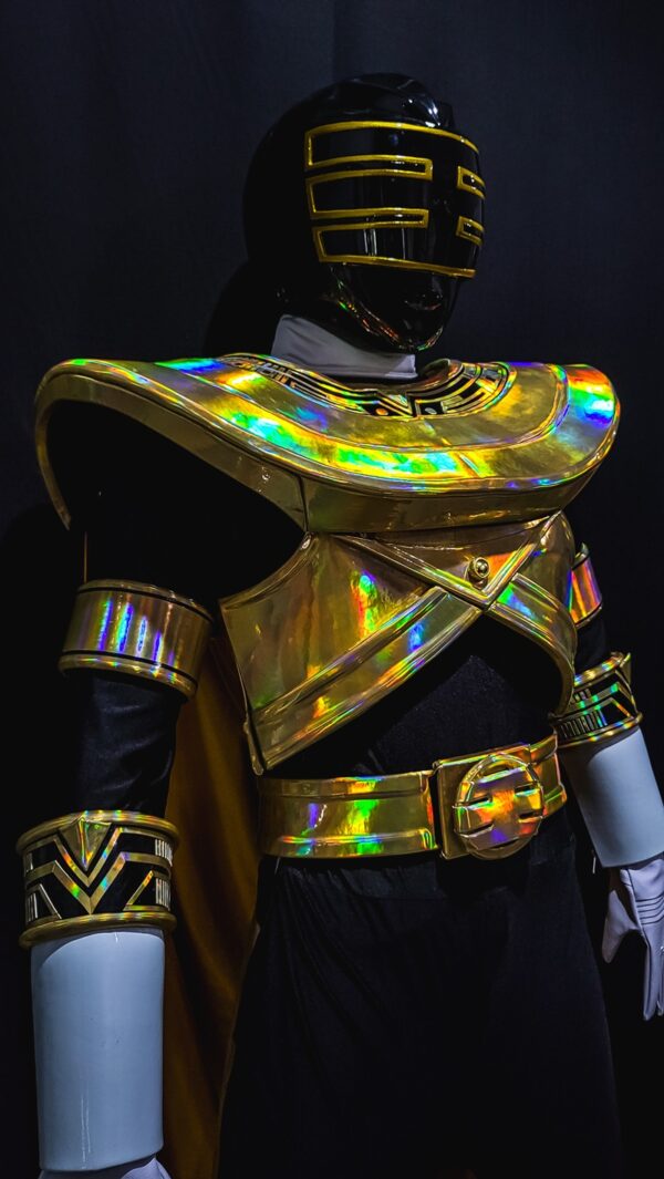 gold zeo king helmet