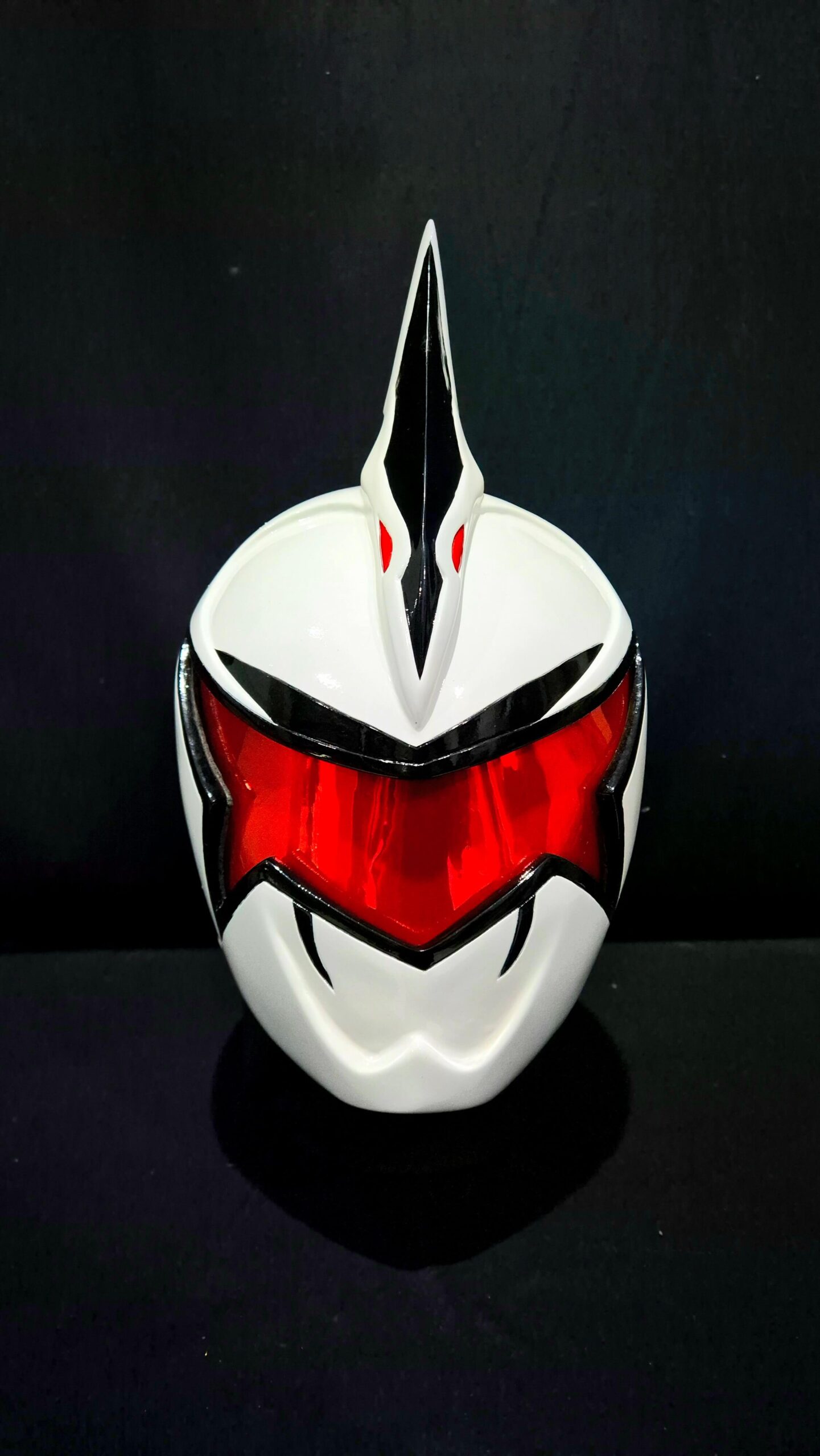 White Dino Ranger Helmet (1)