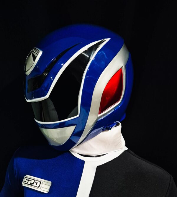 spd blue ranger helmet (10)