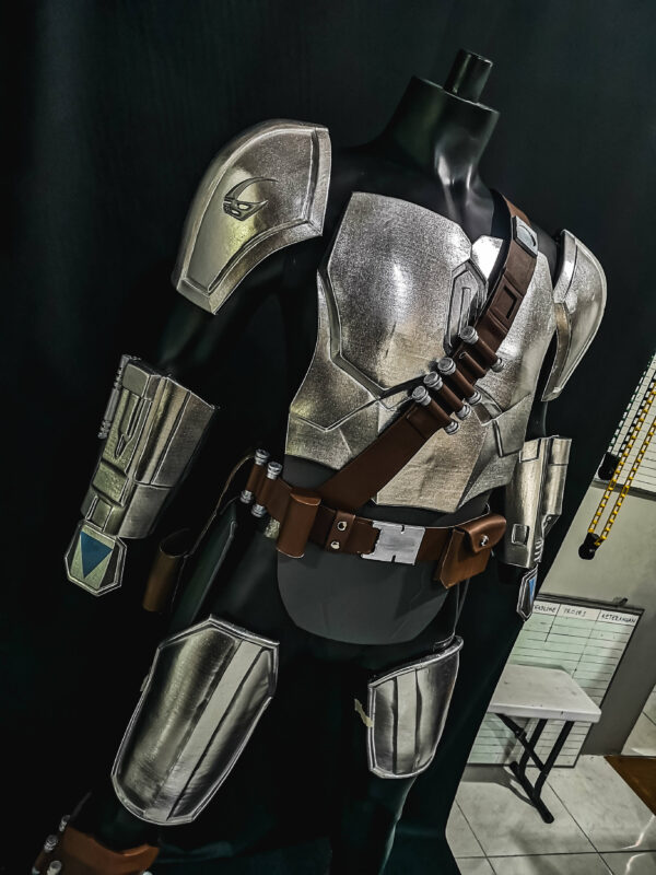 mandalorian starwars costume (2)
