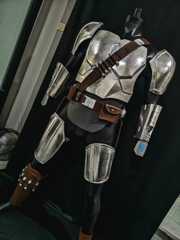 mandalorian starwars costume (8)