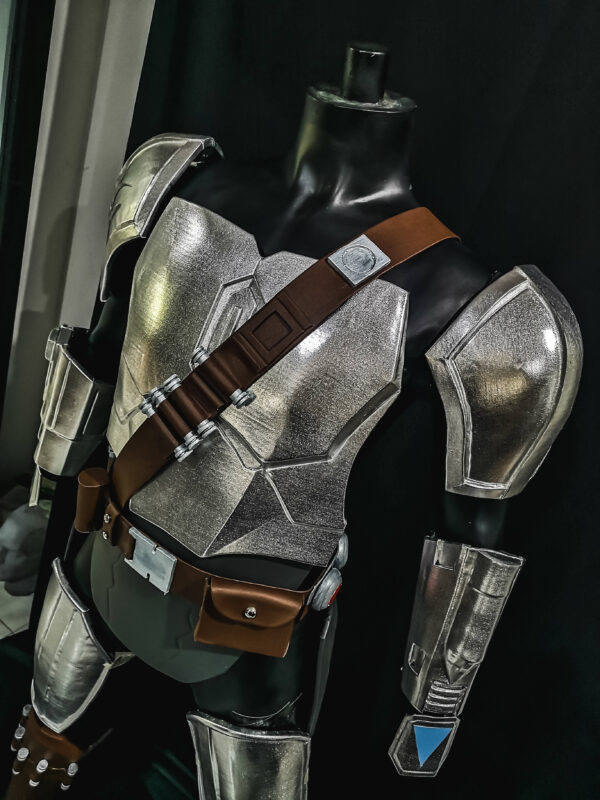 mandalorian starwars costume (9)