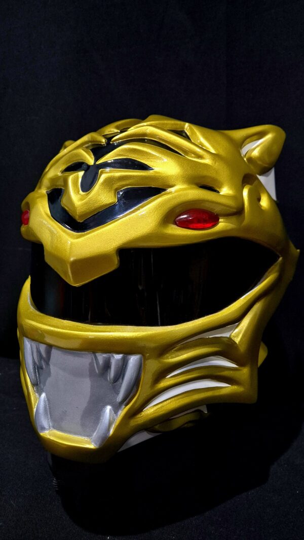 white tiger helmet custom (7)