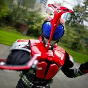 kamen rider kabuto helmet (1)