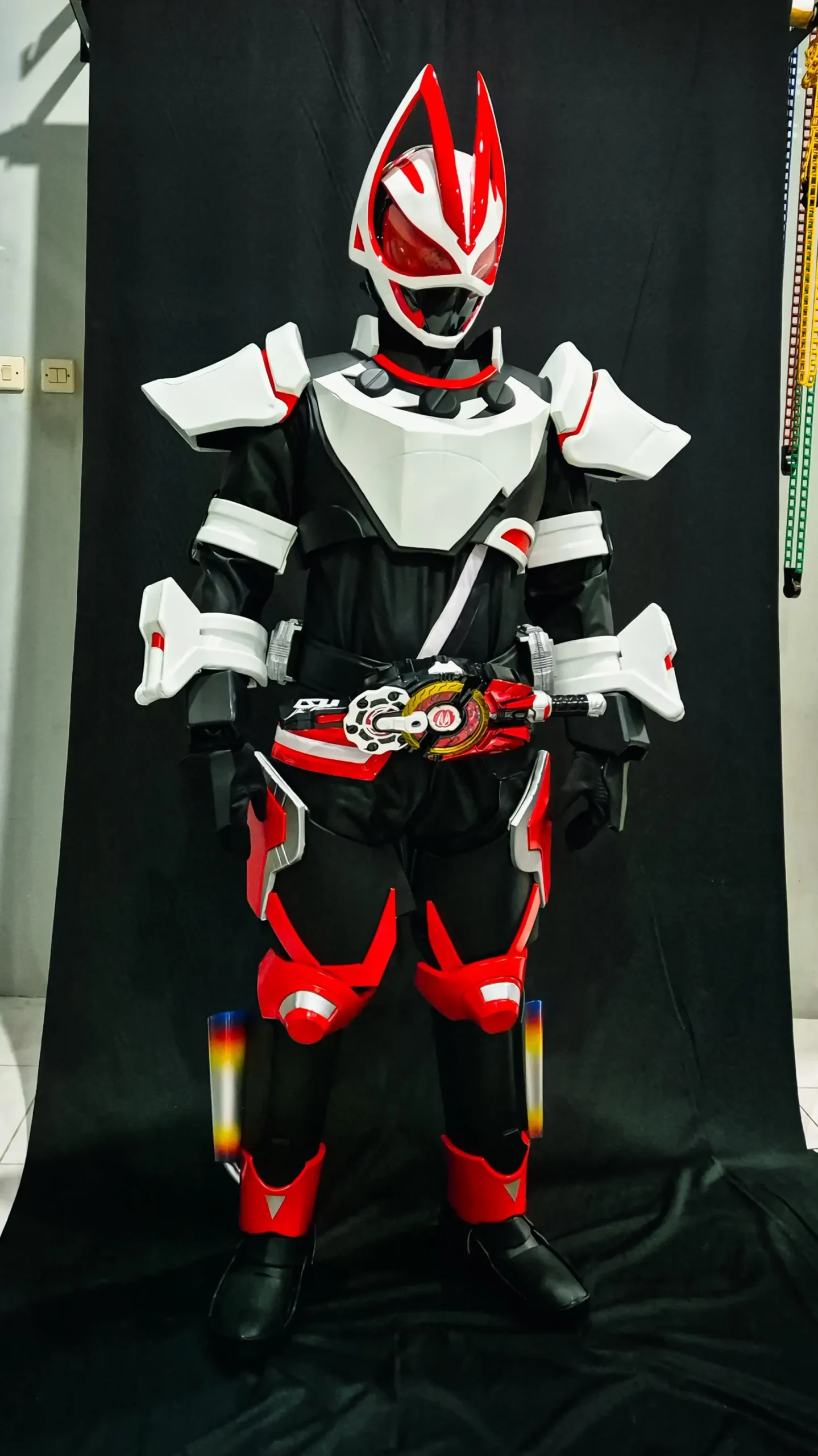 Kamen Rider Geats Boost Magnum Costume - Custom Size Full Body Set - Image 2