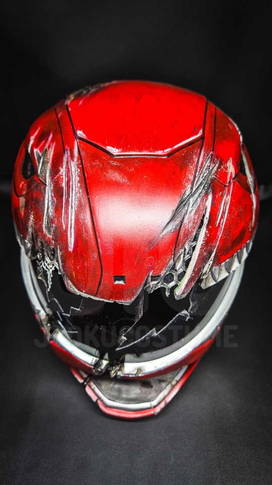 Red Mighty Morphin MMPR Power Rangers Helmet Battle Damage version - Image 7